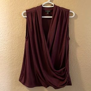 41 Hawthorn sleeveless wrap/ruched top. 1x. Burgundy.